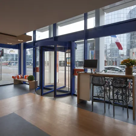 Hotel Easyhotel Scheveningen 2*