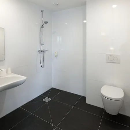 Easyhotel Scheveningen 2* La Haya