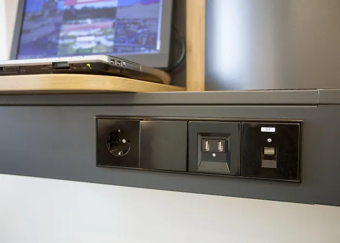 Easyhotel Scheveningen 2*