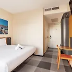 Easyhotel Scheveningen Hotel