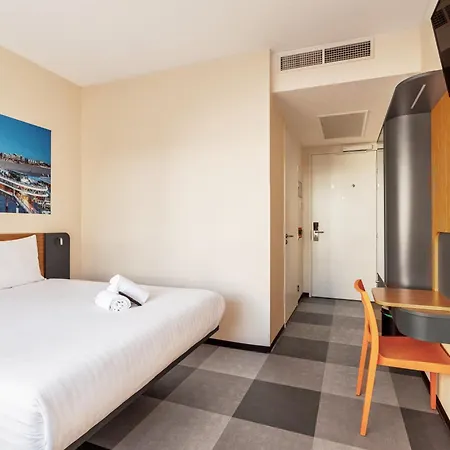 Easyhotel Scheveningen Hotel