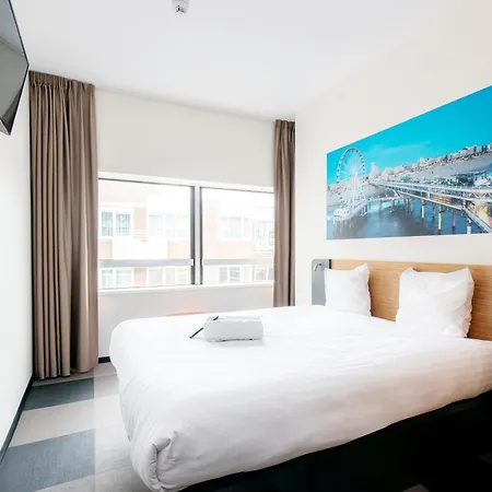 Easyhotel Scheveningen מלון האג
