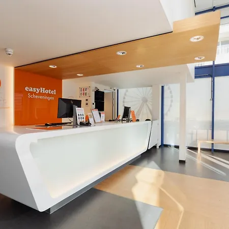 Easyhotel Scheveningen Hotel 2*