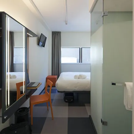Easyhotel Scheveningen 2* The Hague