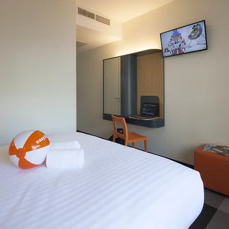 Hotel Easyhotel Scheveningen The Hague