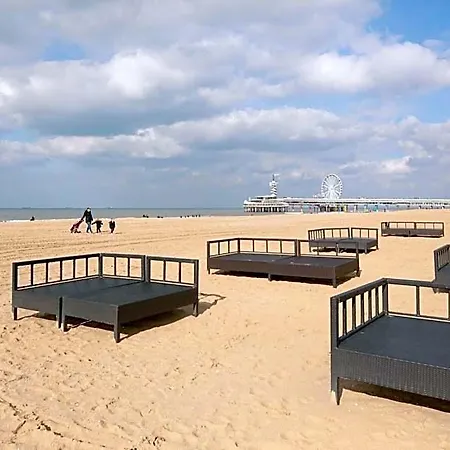 Hotel Easyhotel Scheveningen 2*