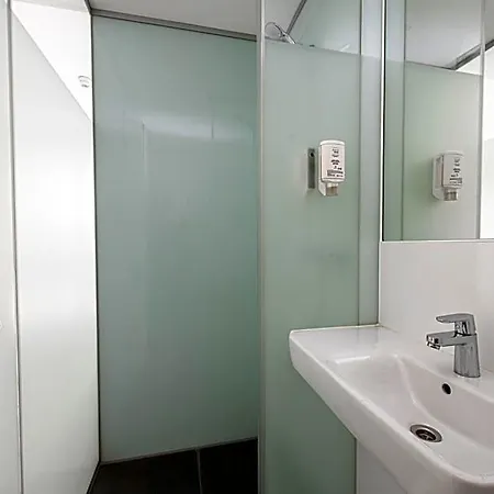 Easyhotel Scheveningen Hotel 2*