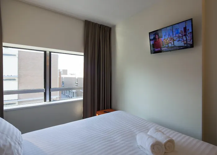 Easyhotel Scheveningen Hotell 2*