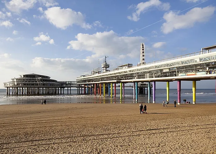 Easyhotel Scheveningen ホテル デン・ハーグ