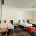 Easyhotel Scheveningen ホテル