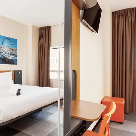 Easyhotel Scheveningen Den Haag